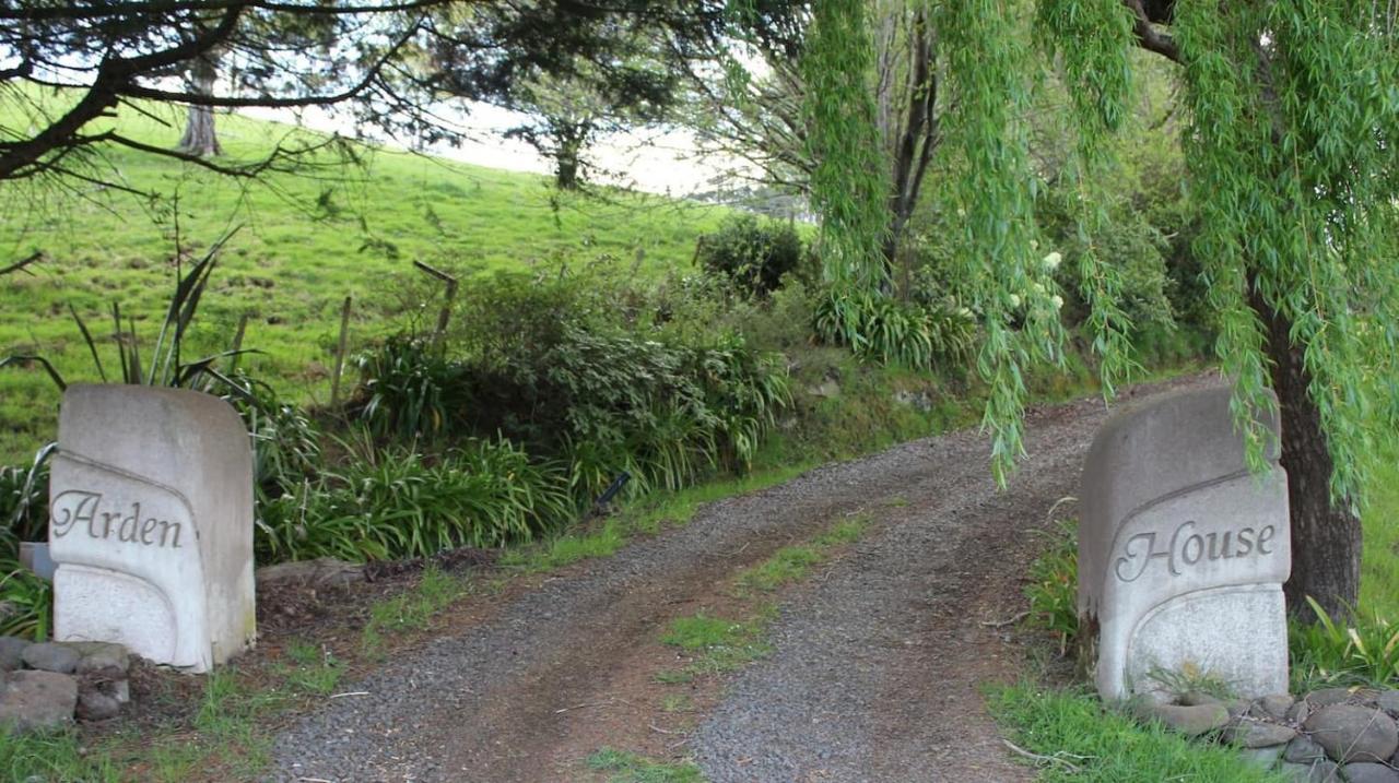 Arden Country House Bnb - Entire House To Yourself -Peace In The Country ديوندين المظهر الخارجي الصورة