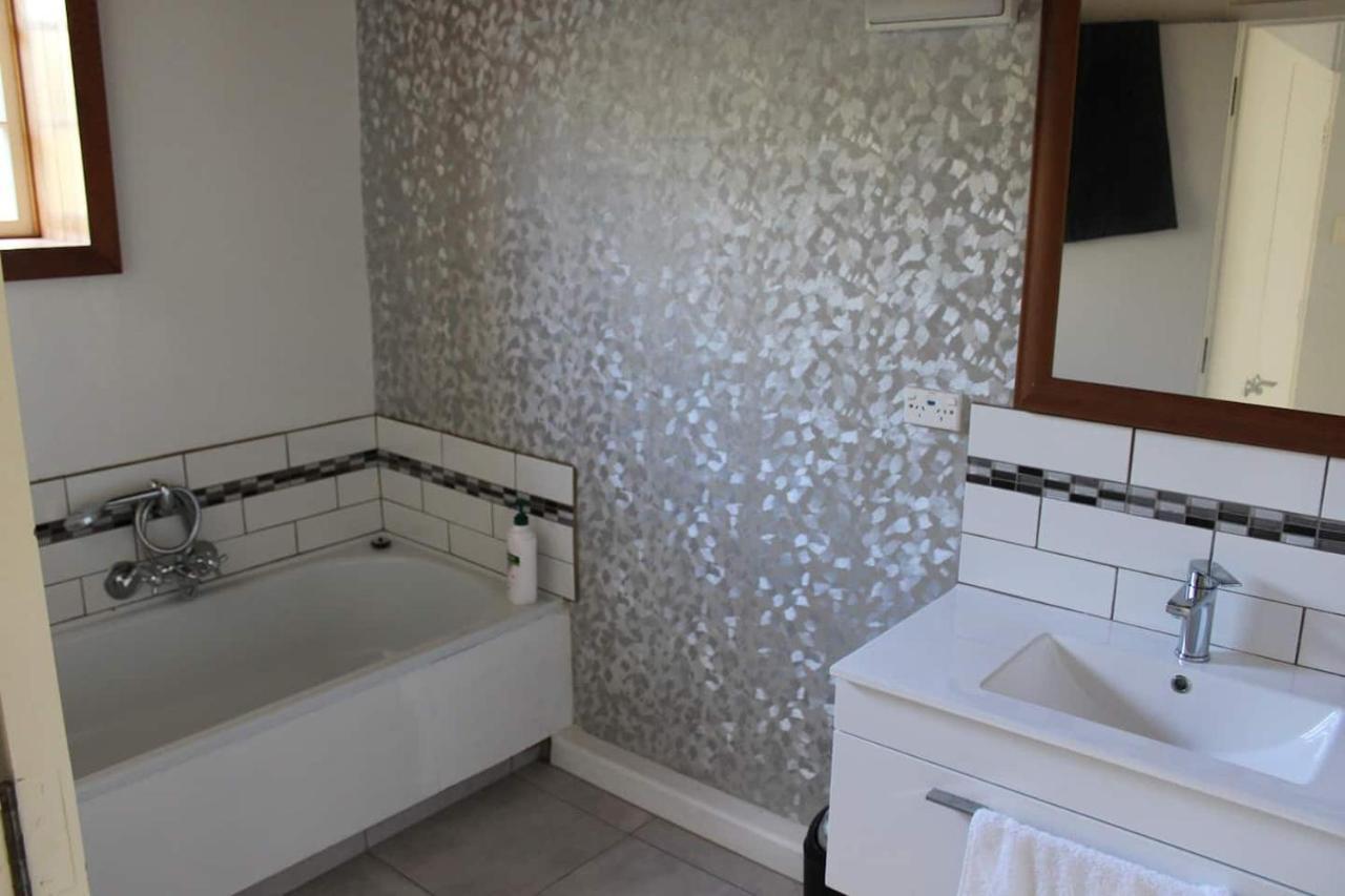 Arden Country House Bnb - Entire House To Yourself -Peace In The Country ديوندين المظهر الخارجي الصورة