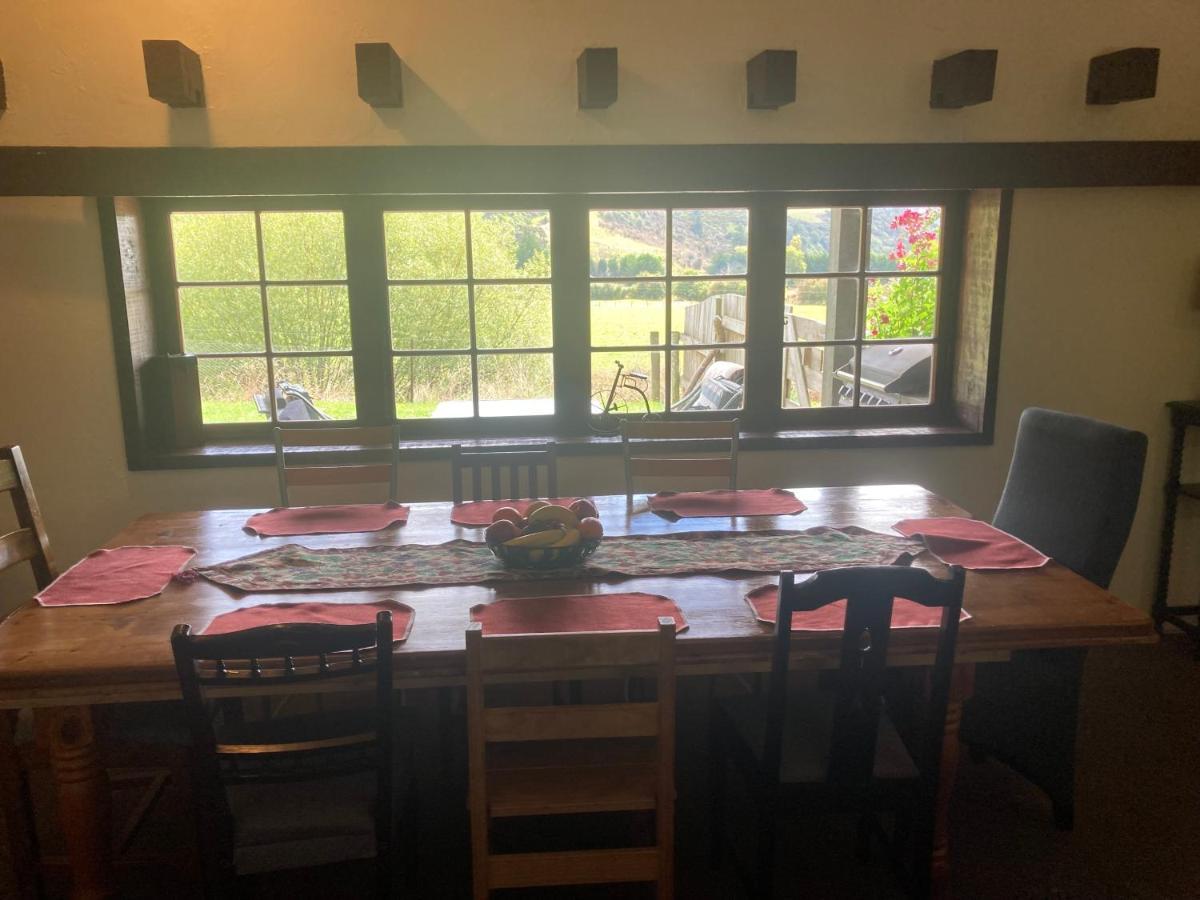 Arden Country House Bnb - Entire House To Yourself -Peace In The Country ديوندين المظهر الخارجي الصورة
