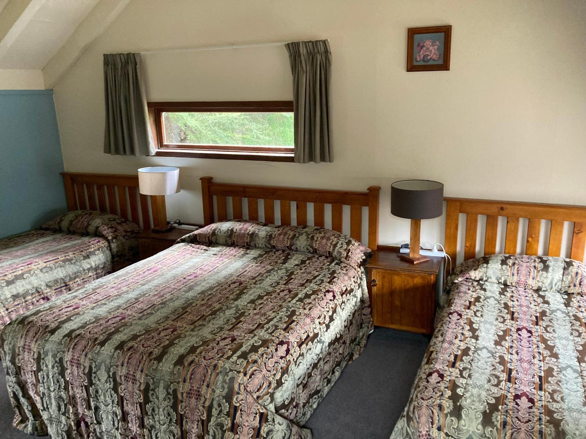 Arden Country House Bnb - Entire House To Yourself -Peace In The Country ديوندين المظهر الخارجي الصورة